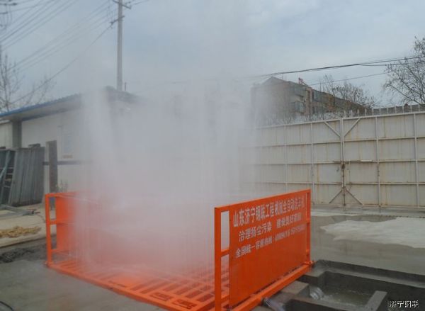 東營(yíng)市中庸房地產(chǎn)開發(fā)有限公司在建工地安裝使用中2.jpg